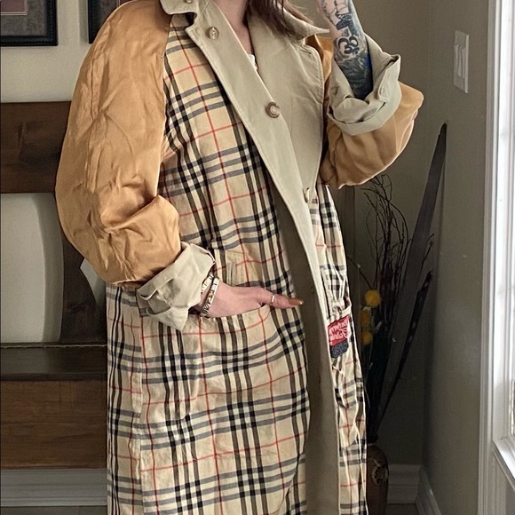 Burberry trench coat oversized - Picture 2 of 7